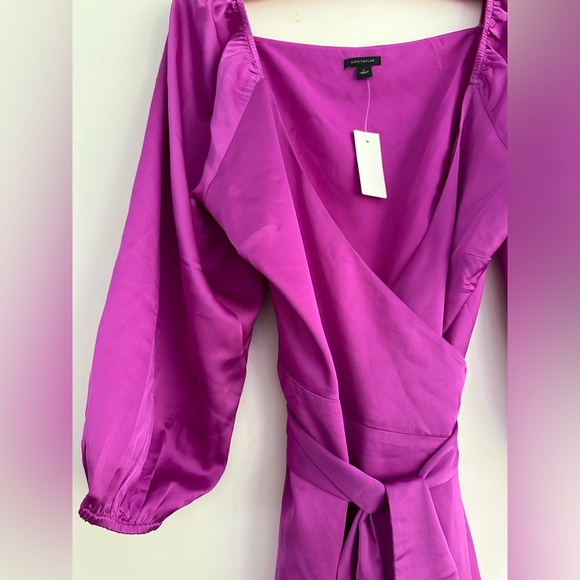 Magenta Ann Taylor silky dress - Picture 3 of 4